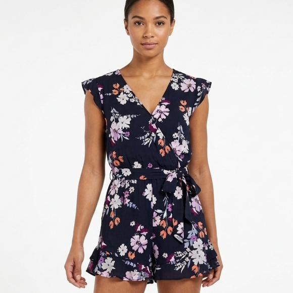 Express Pants - Pretty Floral LOFT Romper EUC